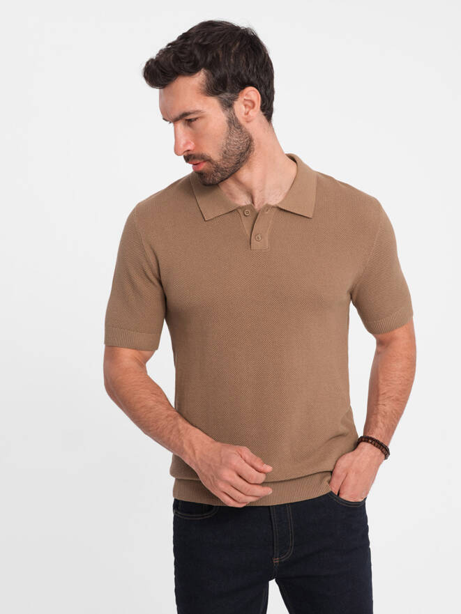 Vyriški struktūrizuoti trikotažiniai polo marškinėliai - šviesiai rudi V3 OM-POSS-0117