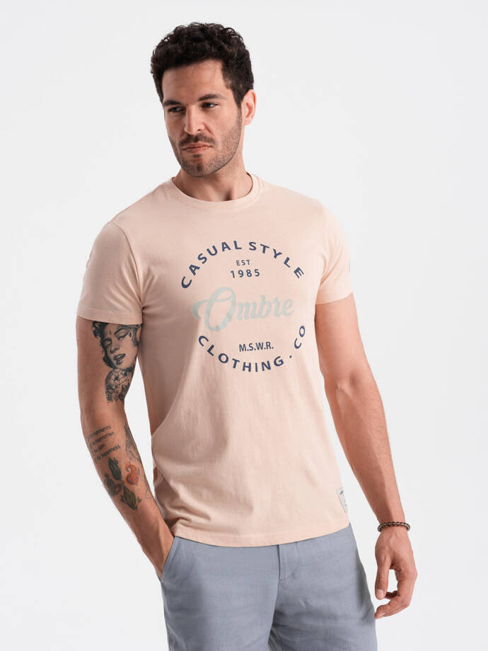 "Ombre Casual Style" vyriški marškinėliai su spauda - šviesiai rožinės spalvos V3 OM-TSPT-0144