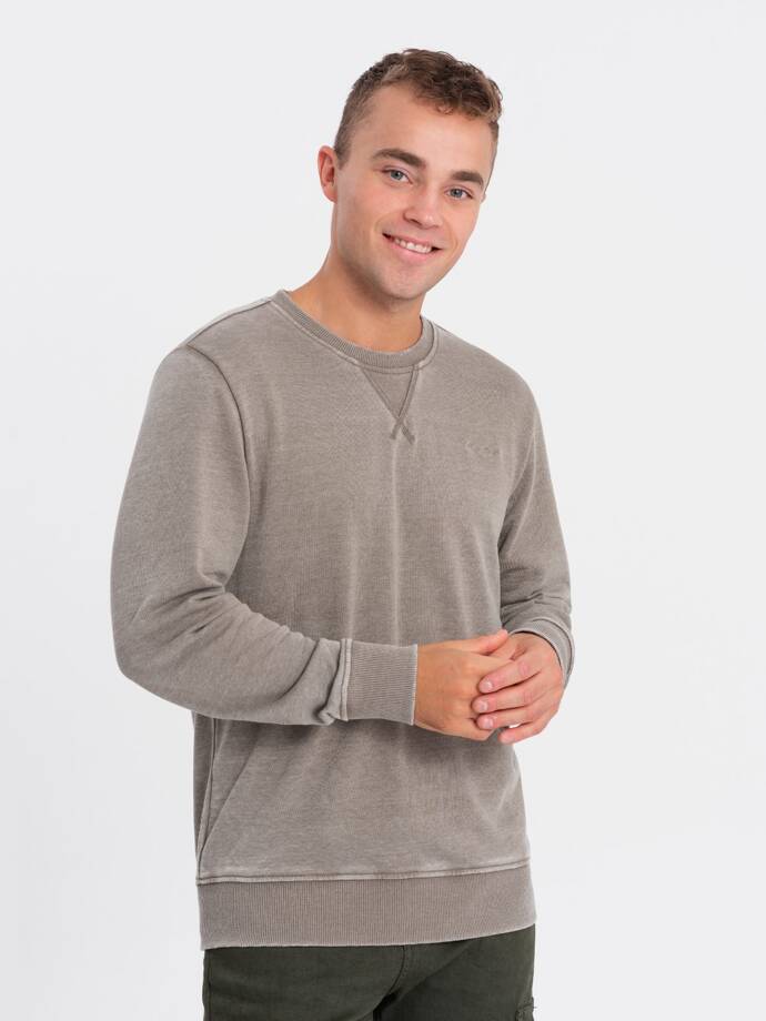 Skalbti vyriški džemperiai su dekoratyvinėmis siūlėmis ties iškirpte - smėlio spalvos V2 OM-SSDS-0131