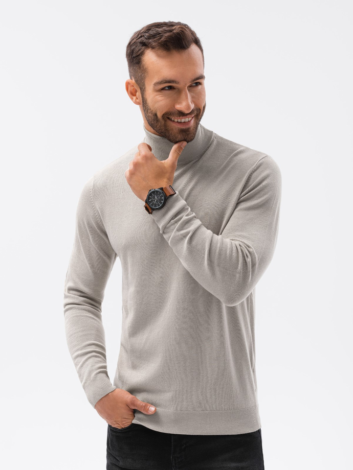 Vyriškas megztinis - šviesiai pilka E179