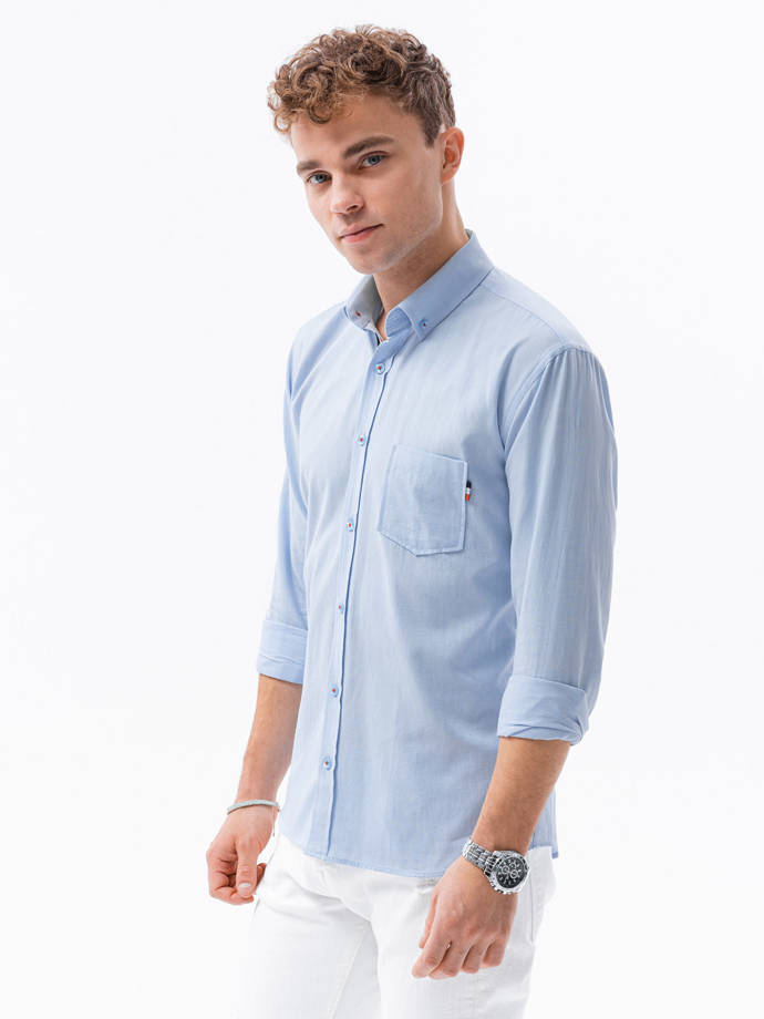 Vyriški marškiniai ilgomis rankovėmis - šviesiai mėlyna K643